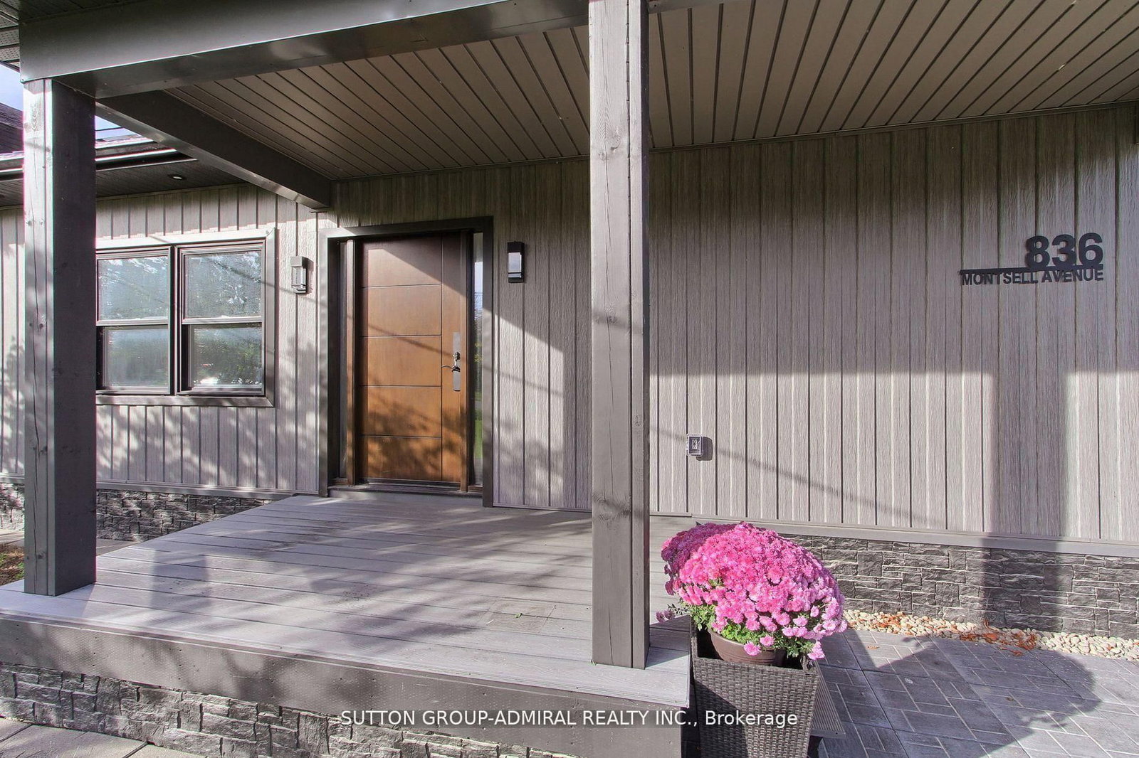 836 Montsell Avenue • Georgina, ON photo 6