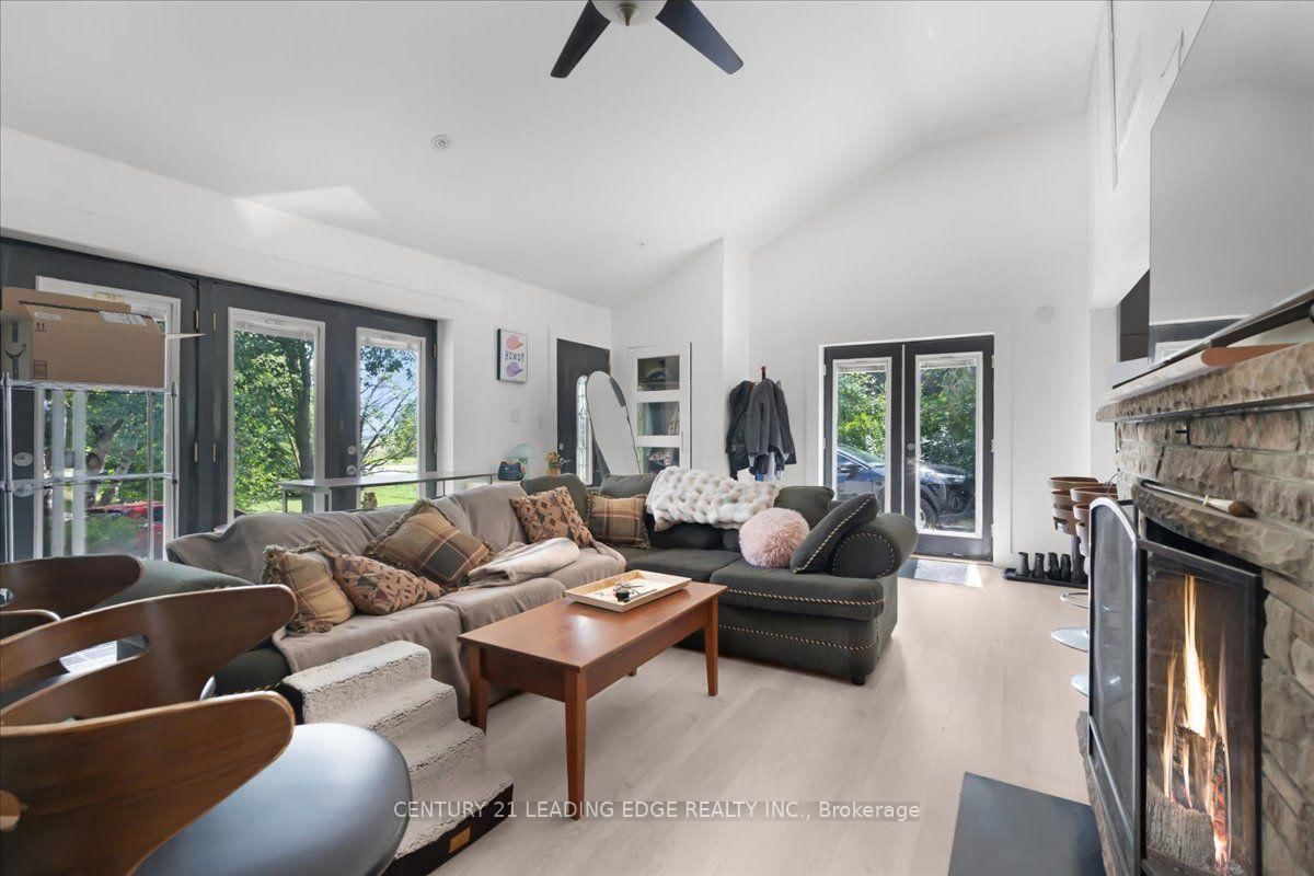 13536 Highway 48 Road • Whitchurch-Stouffville, ON photo 11