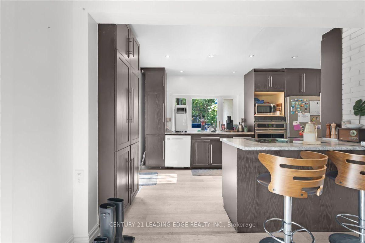 13536 Highway 48 Road • Whitchurch-Stouffville, ON photo 4