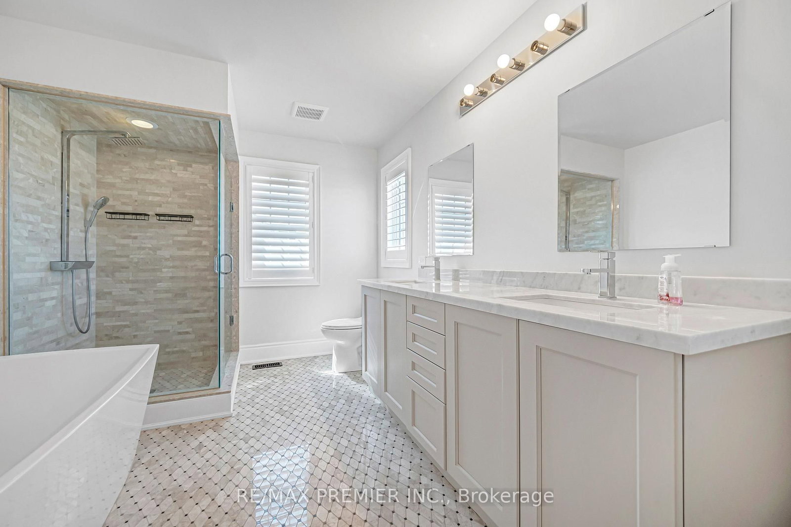 16 Kettle Valley Trail • King, ON photo 30