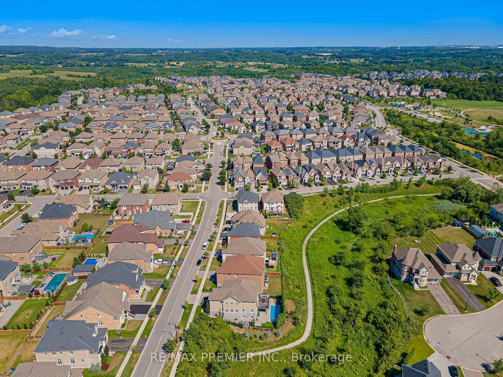 16 Kettle Valley Trail • King, ON photo 50