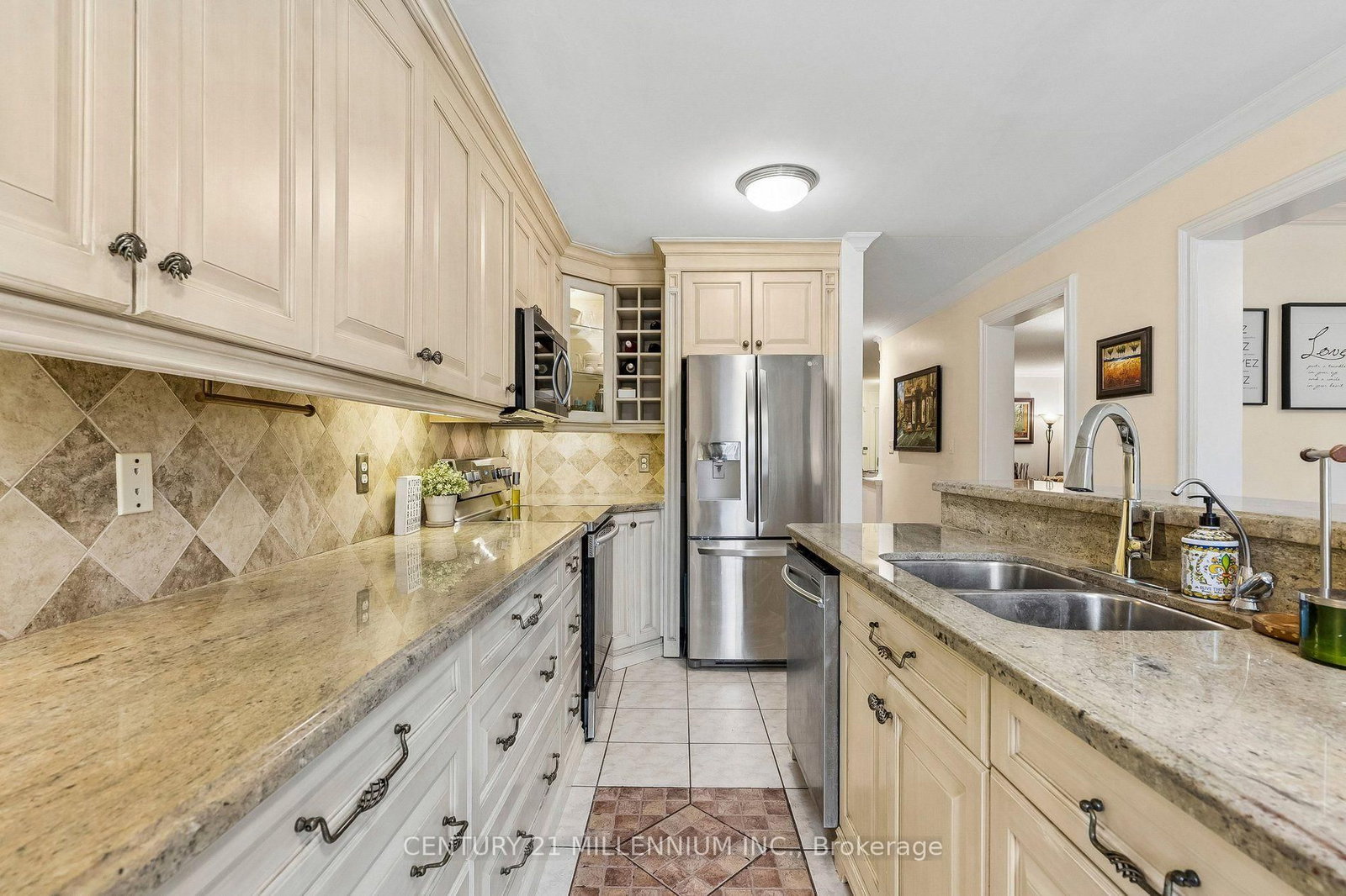 332 St Joan Of Arc Avenue • Vaughan, ON photo 12