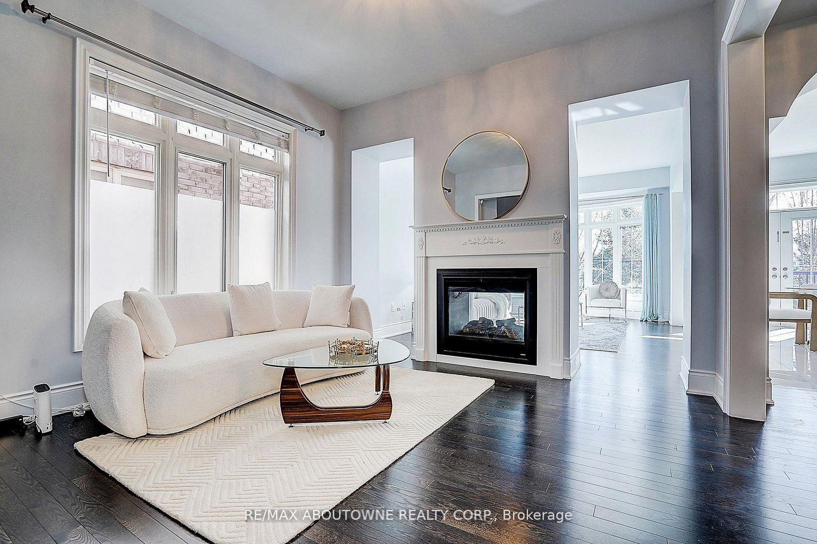 16 Gracedale Drive • Richmond Hill, ON photo 4