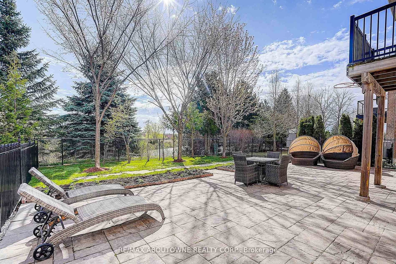 16 Gracedale Drive • Richmond Hill, ON photo 40