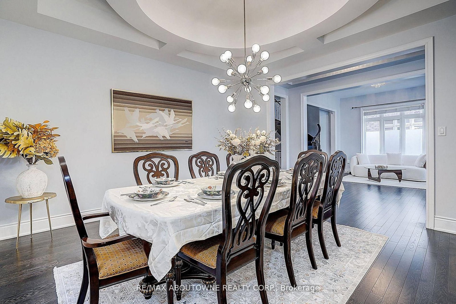16 Gracedale Drive • Richmond Hill, ON photo 8