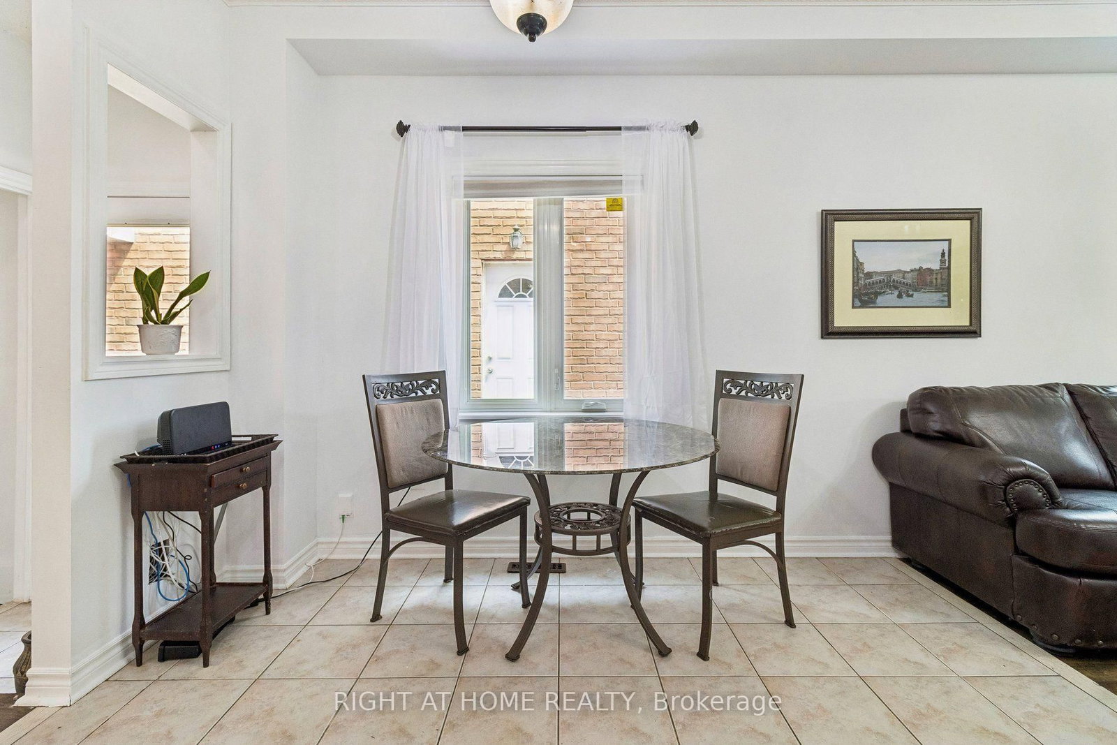 116 Nasir Crescent • Vaughan, ON photo 4