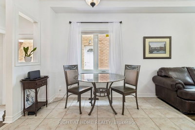 116 Nasir Crescent • Vaughan, ON photo 4