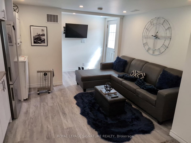 3 - 5749 Lakeshore Road