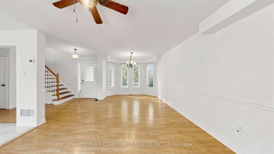 38 Iveagh Drive • Georgina, ON photo 9