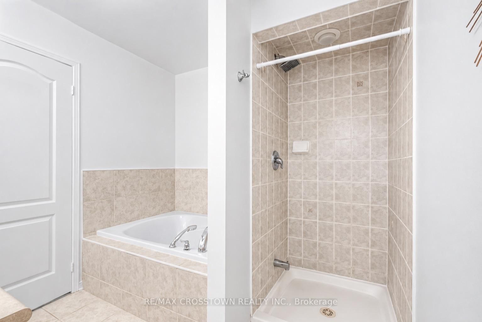 460 Reeves Way Boulevard • Whitchurch-Stouffville, ON photo 18