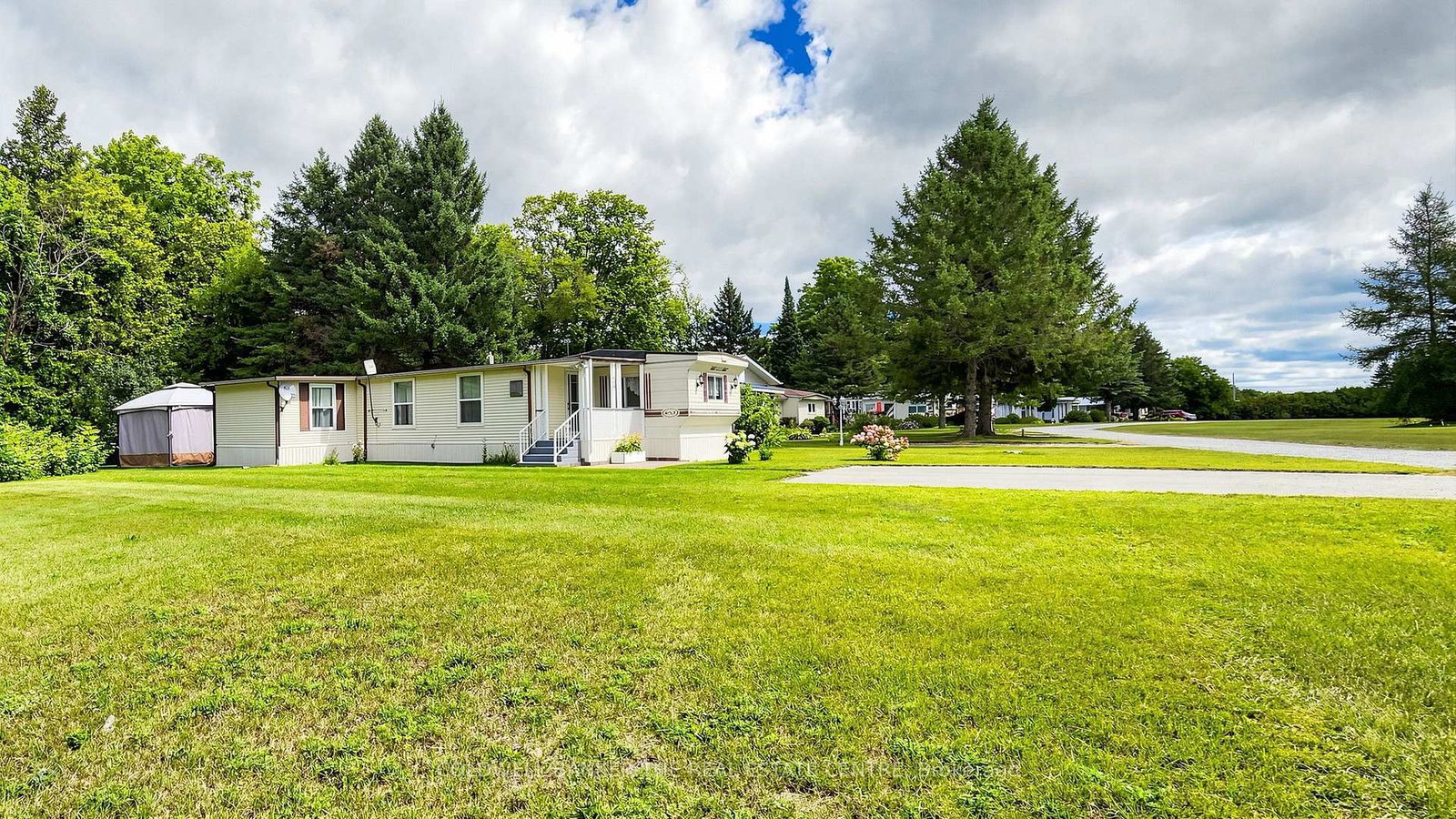 285 Crydermans Side Road • #409 • Georgina, ON photo 32