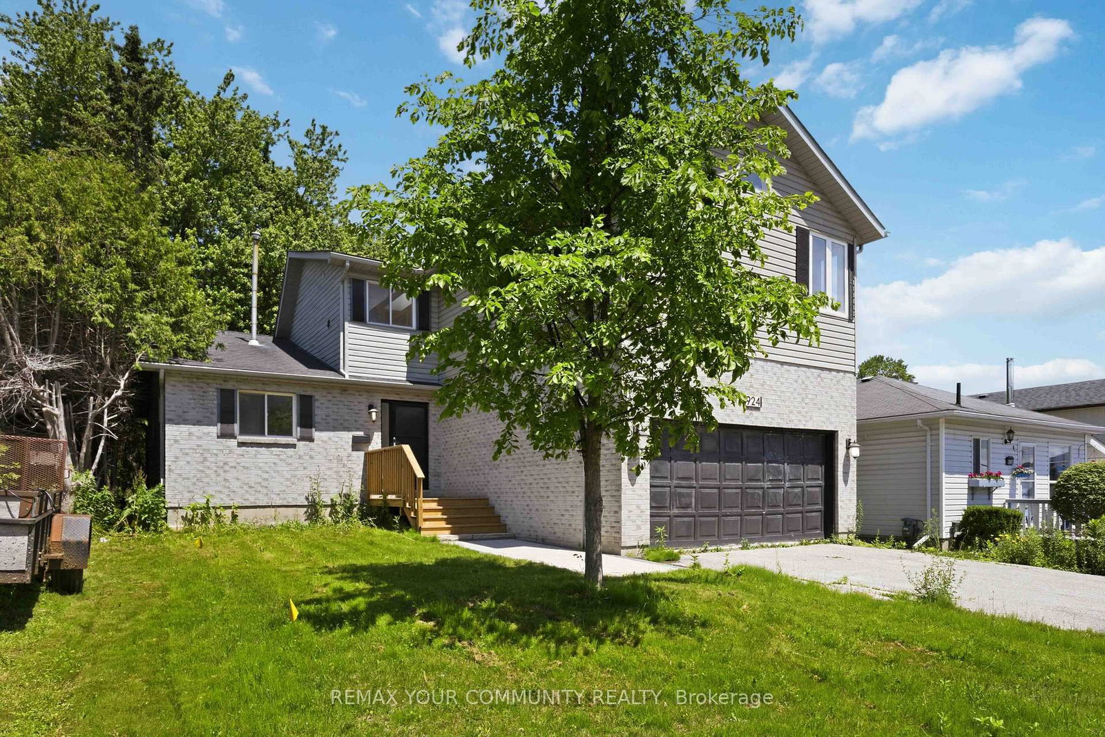924 Helen Street • Innisfil, ON photo 3