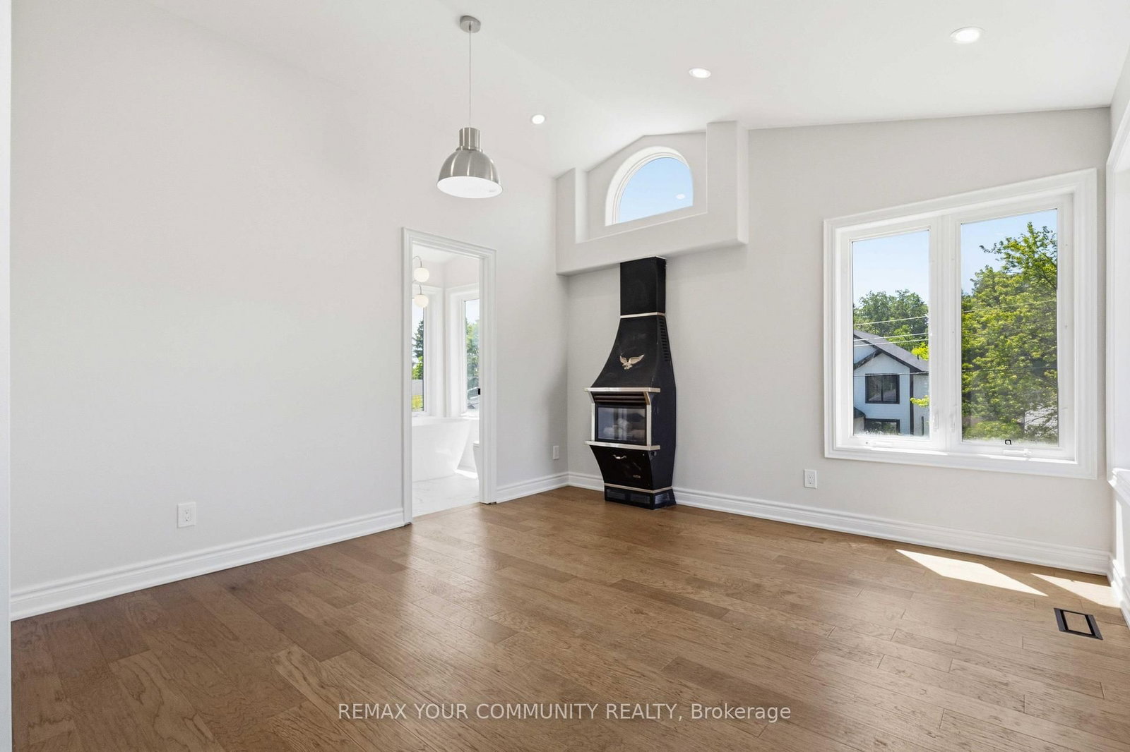 924 Helen Street • Innisfil, ON photo 30