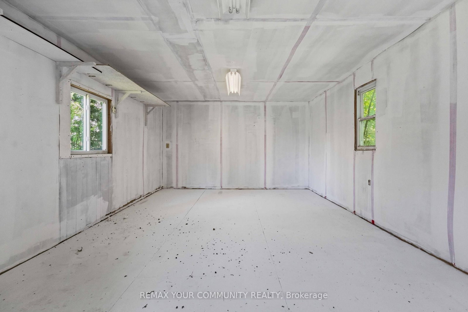 924 Helen Street • Innisfil, ON photo 35