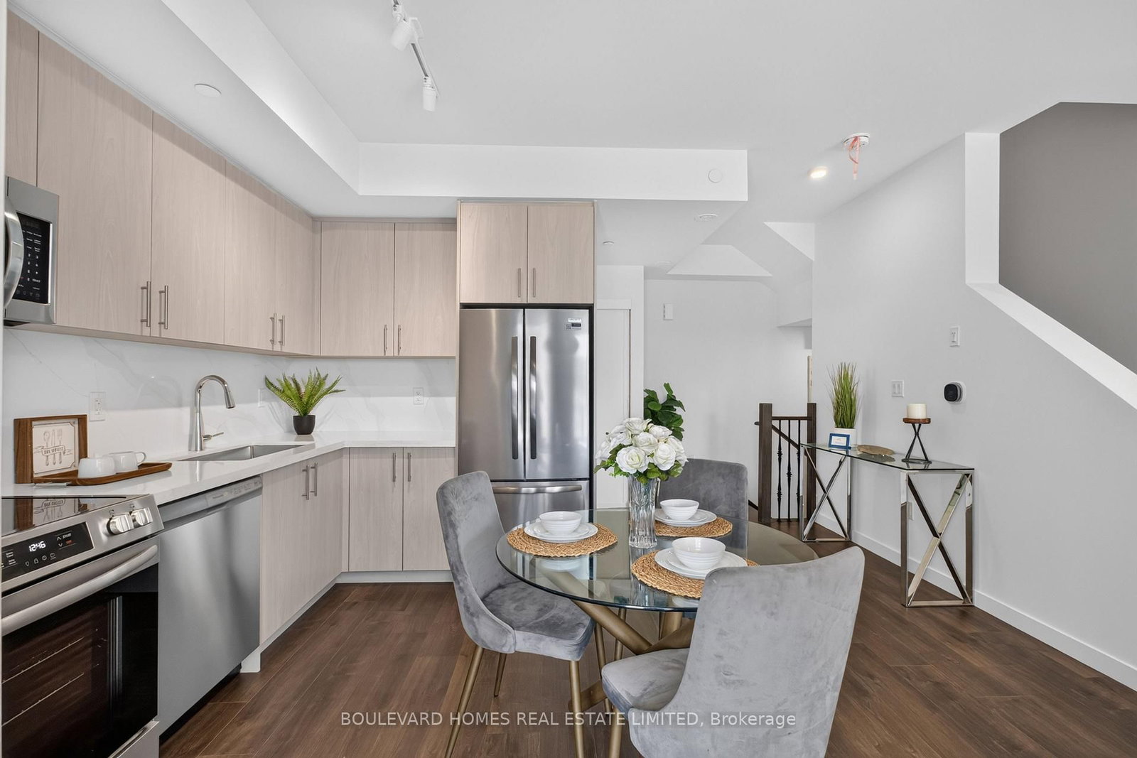 30 Markdale Lane • #13 • Markham, ON photo 15
