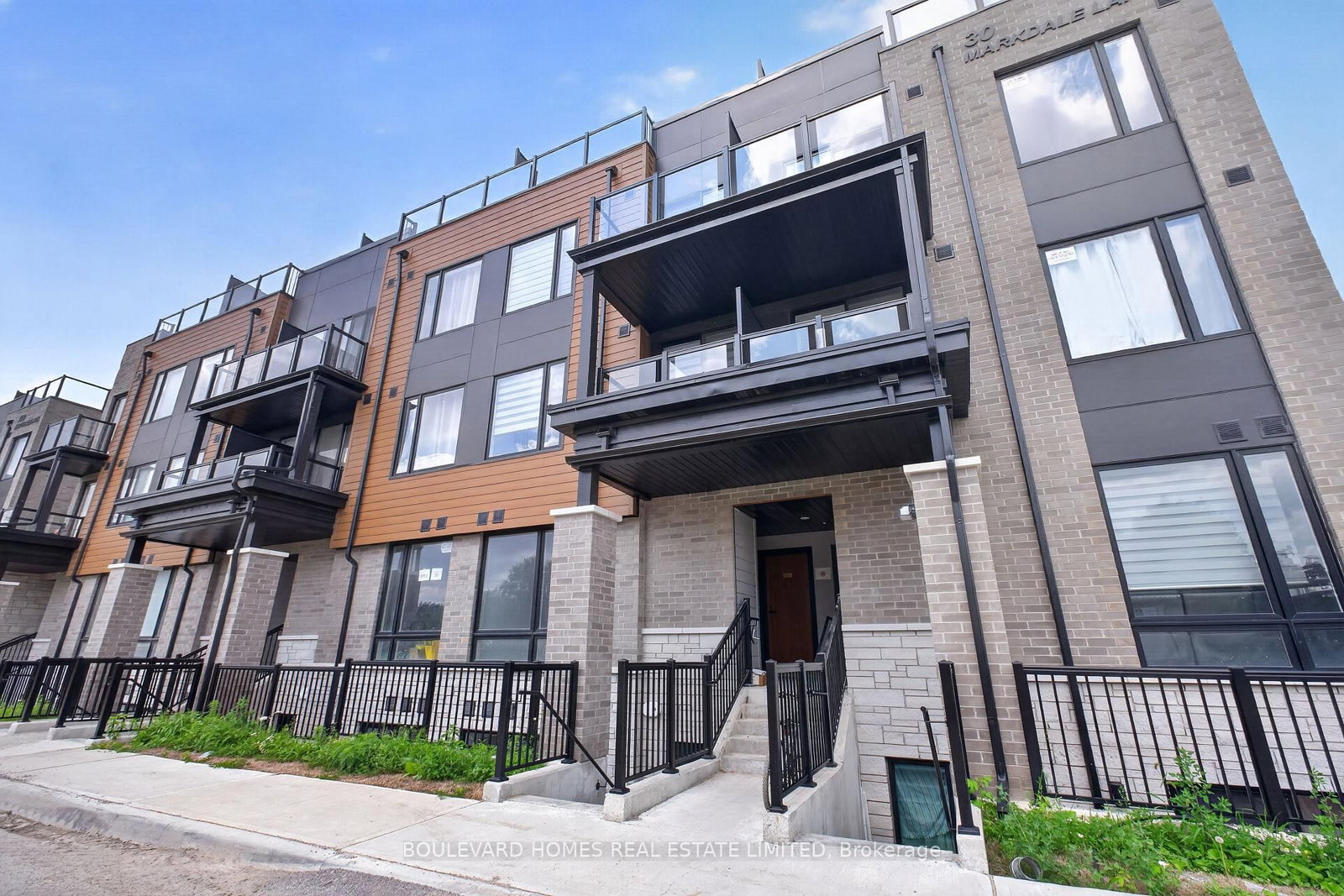 30 Markdale Lane • #13 • Markham, ON photo 2