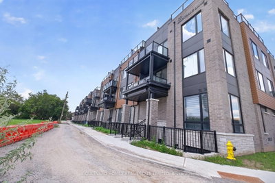 30 Markdale Lane • #13 • Markham, ON photo 3