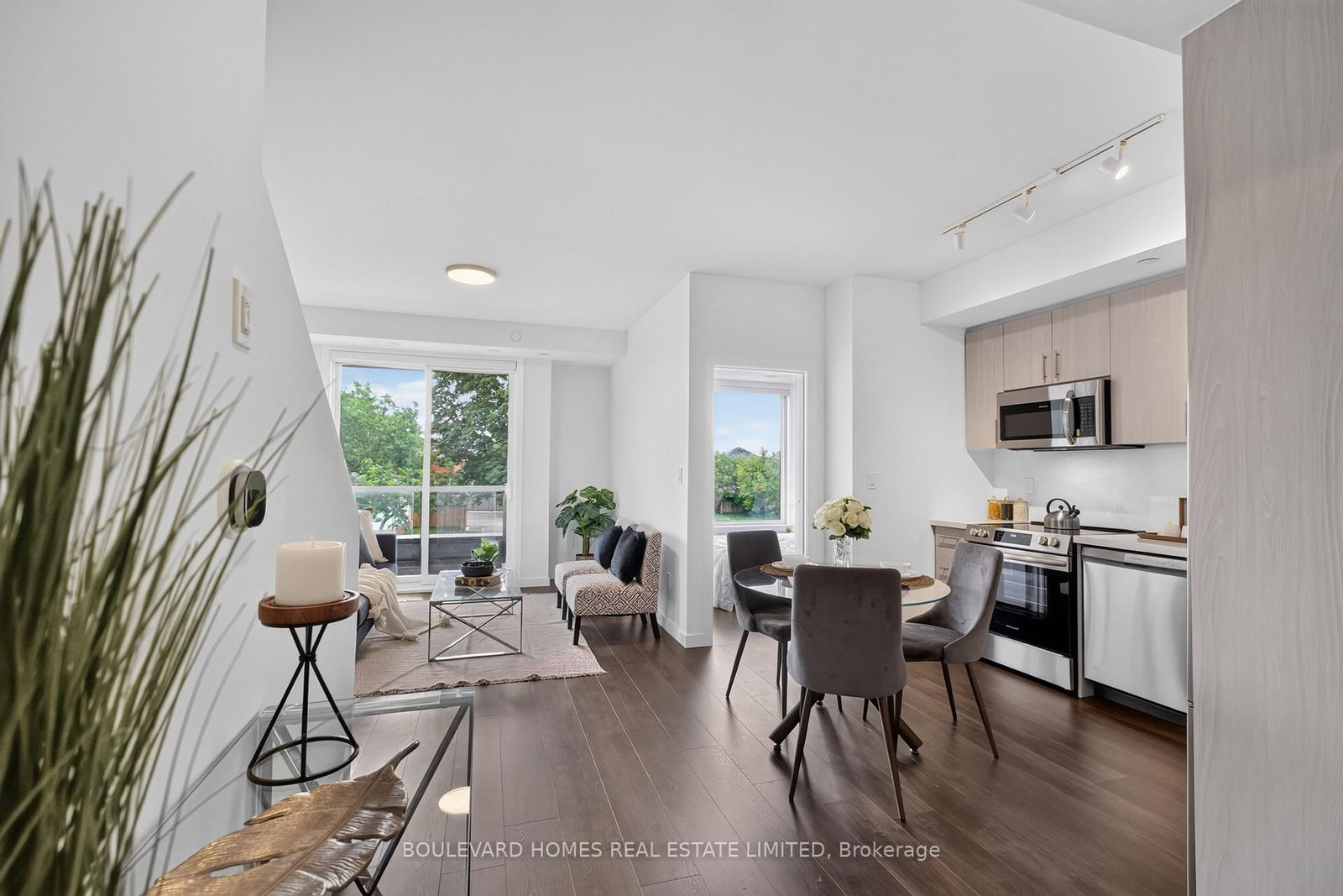 30 Markdale Lane • #13 • Markham, ON photo 7