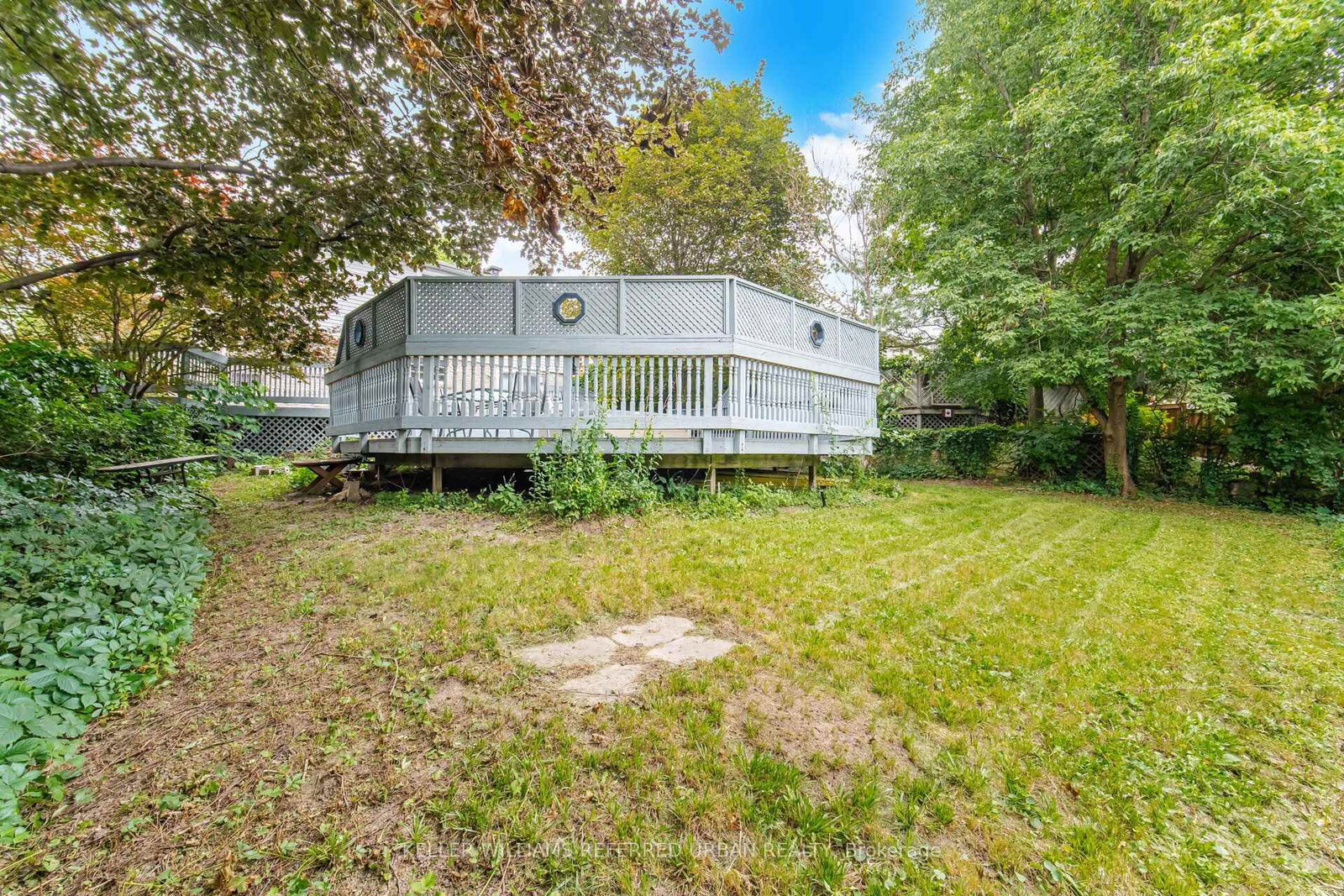 82 Eastman Crescent • Newmarket, ON photo 39