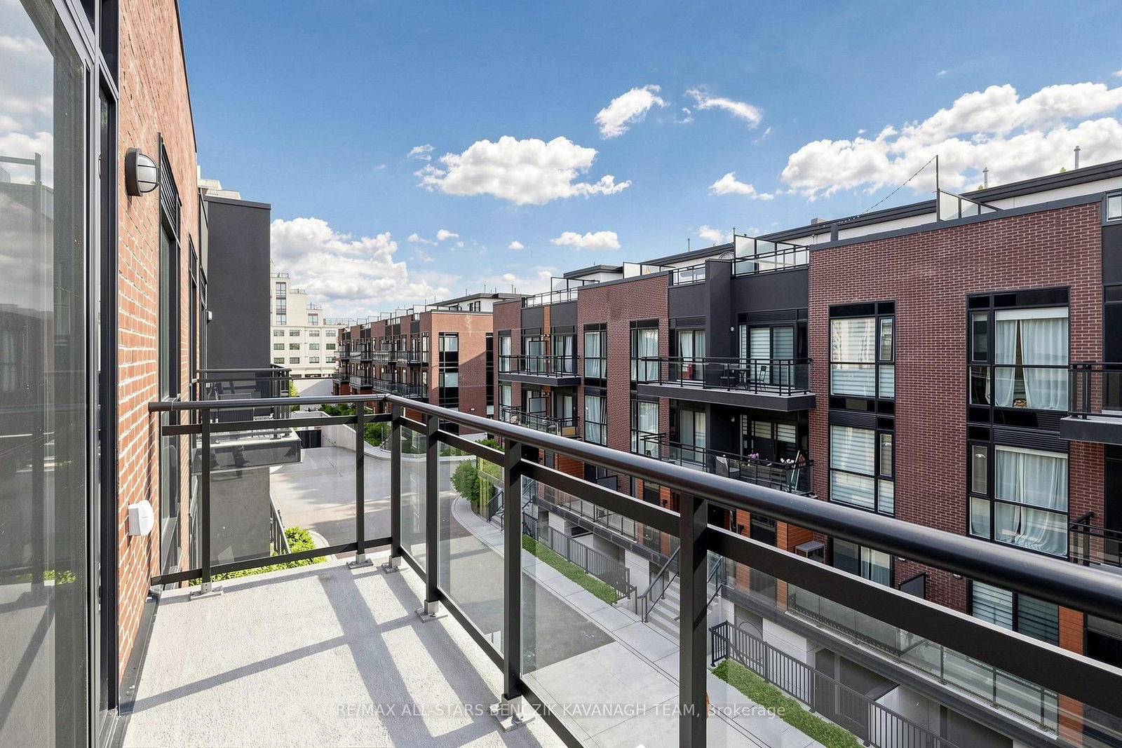 5309 Highway 7 • #1103 • Vaughan, ON photo 11