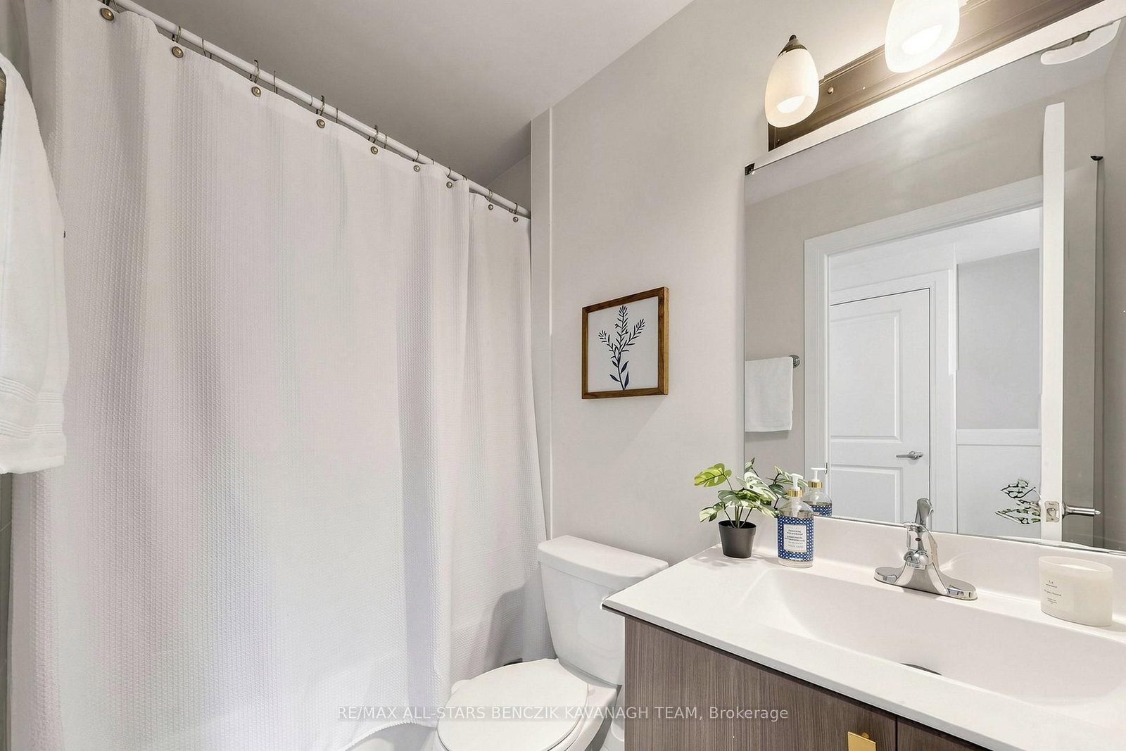 5309 Highway 7 • #1103 • Vaughan, ON photo 12