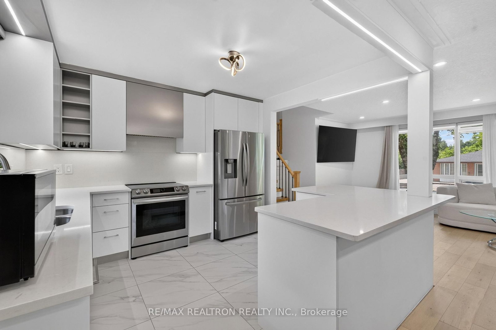 249 Tampico Road • Richmond Hill, ON photo 19