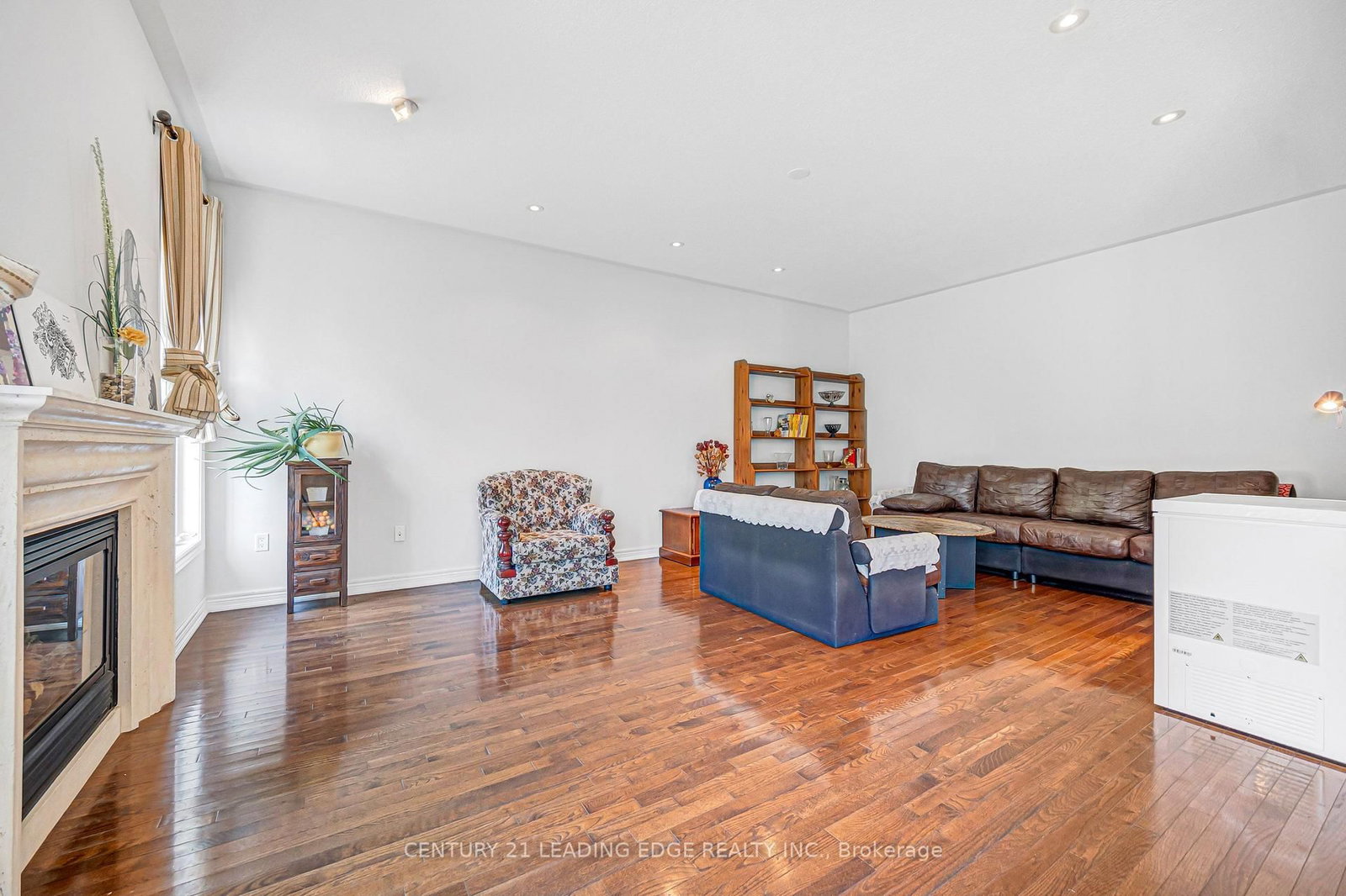 180 Coltrane Drive • Vaughan, ON photo 22