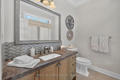 66 Sanremo Court • Vaughan, ON photo 4