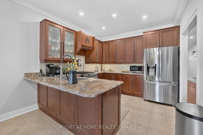 66 Sanremo Court • Vaughan, ON photo 9