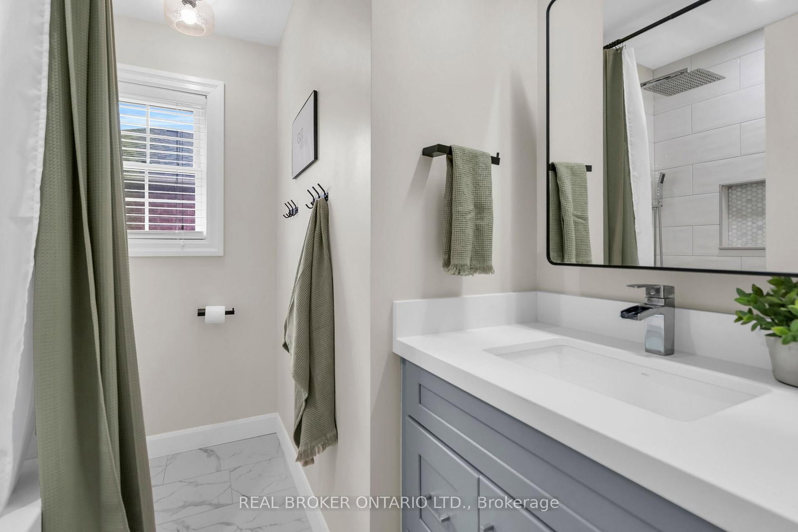 5 Amberview Drive • Georgina, ON photo 28