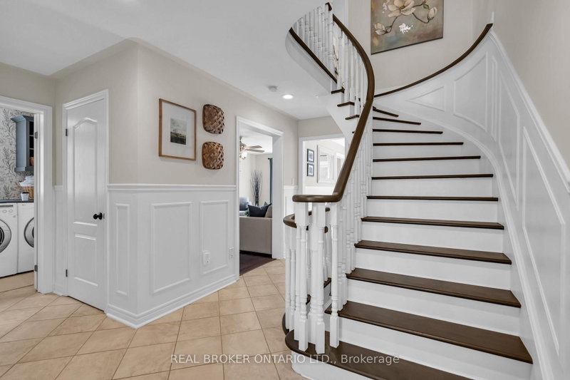 5 Amberview Drive