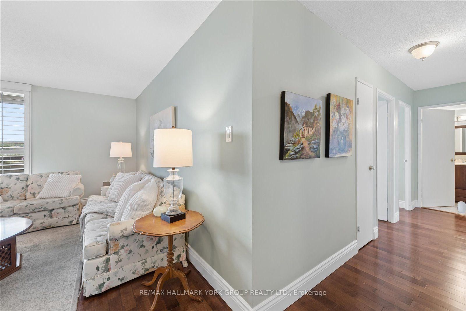 20 William Roe Boulevard • #405 • Newmarket, ON photo 21