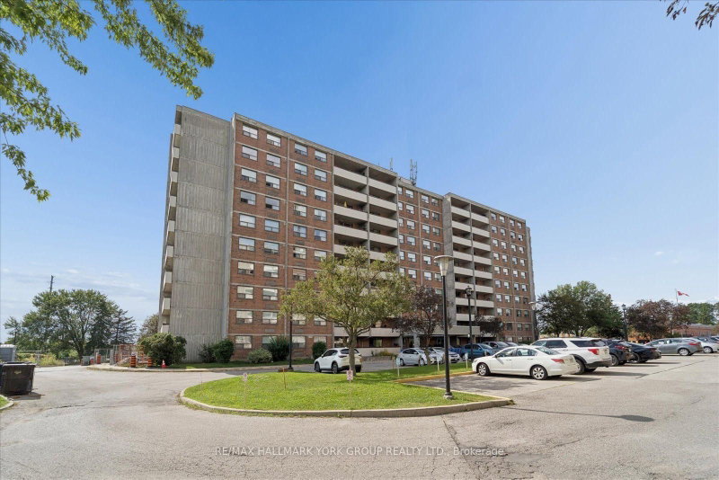 405 - 20 William Roe Boulevard