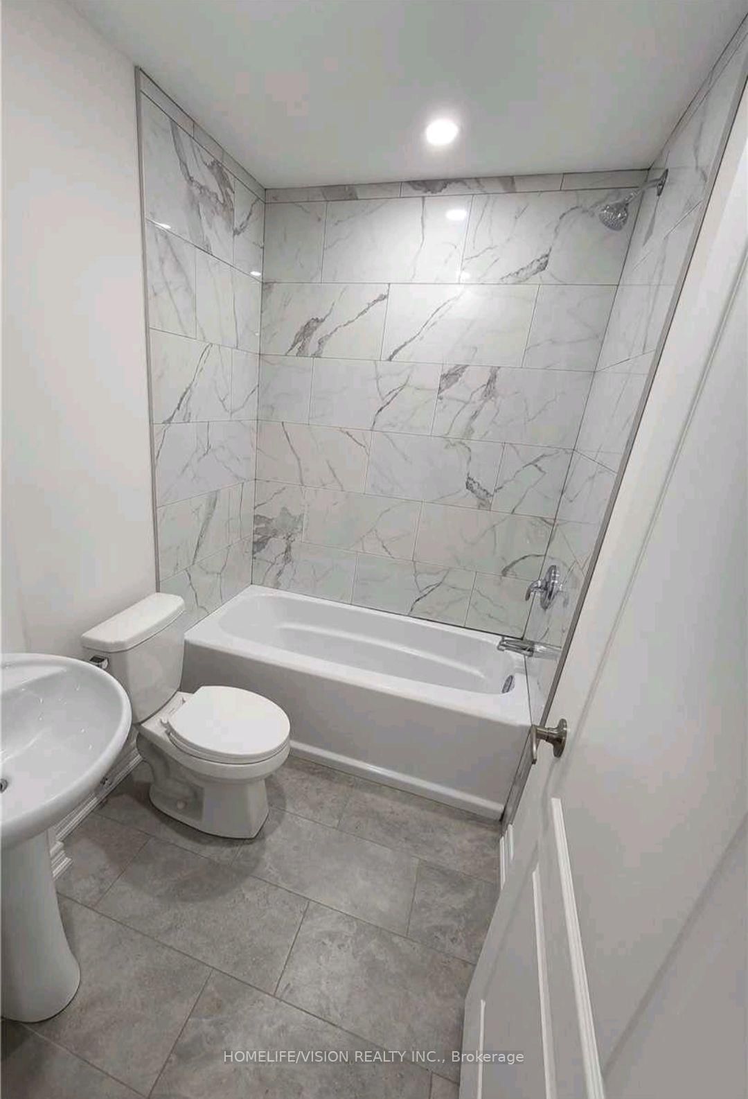 115 James McCullough Road • Whitchurch-Stouffville, ON photo 38