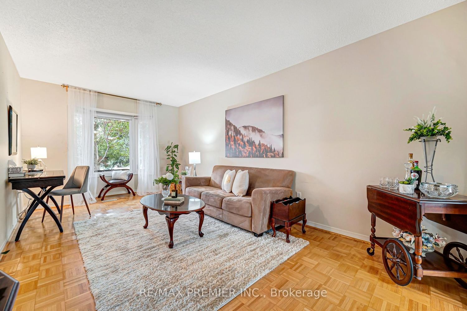 90 Pentland Crescent • Vaughan, ON photo 10