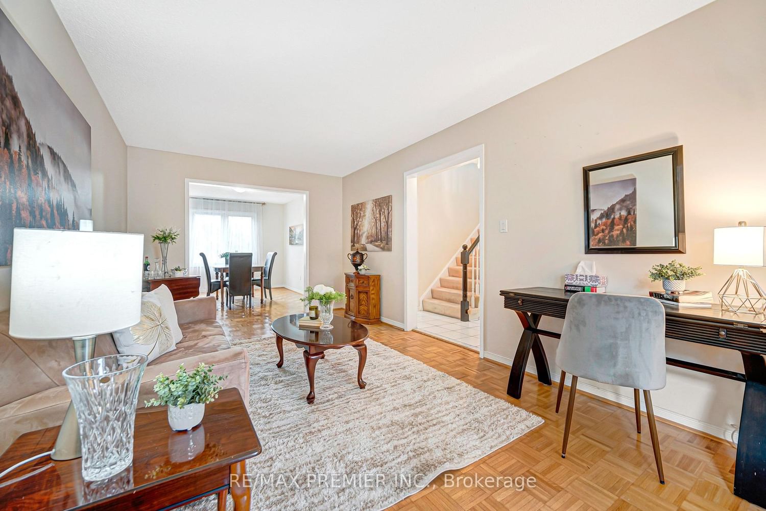 90 Pentland Crescent • Vaughan, ON photo 8