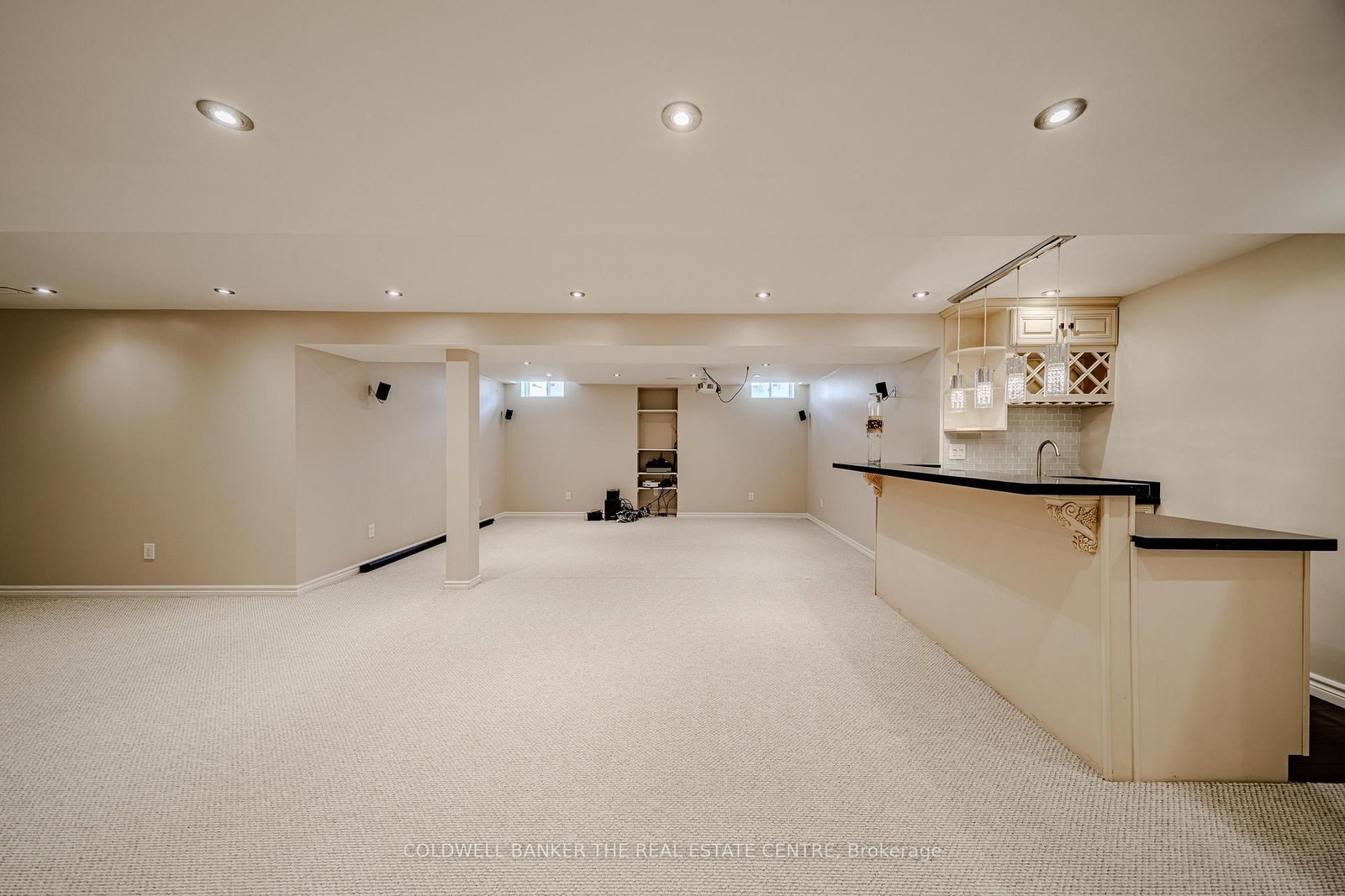 15 Military Court • Richmond Hill, ON photo 32