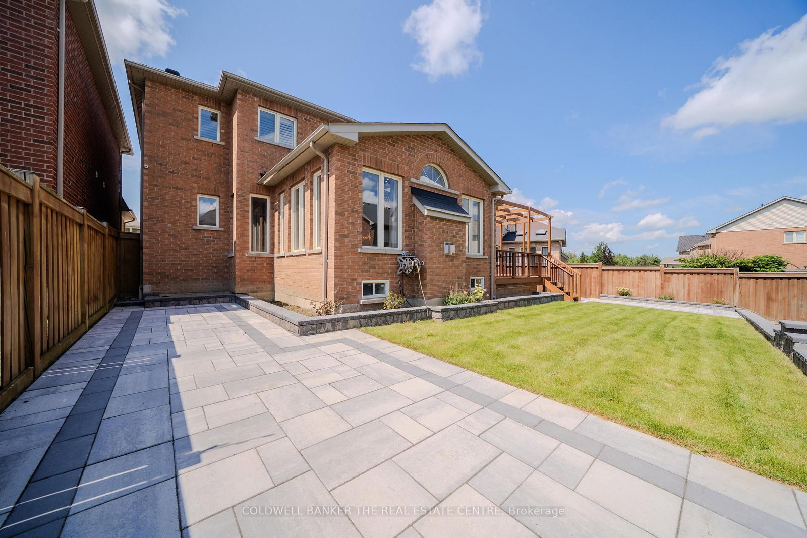 15 Military Court • Richmond Hill, ON photo 49