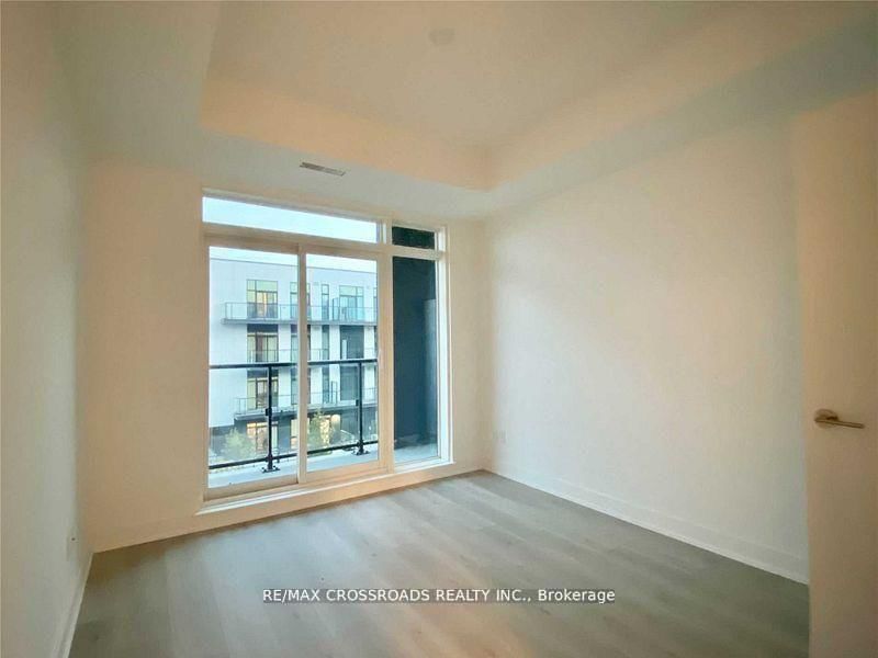 307 - 1709 Bur Oak Avenue 5
