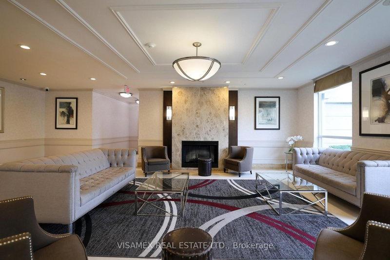 210 - 20 North Park Road