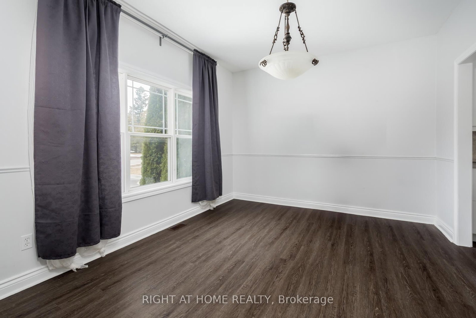 1171 Ewart Street • Innisfil, ON photo 4