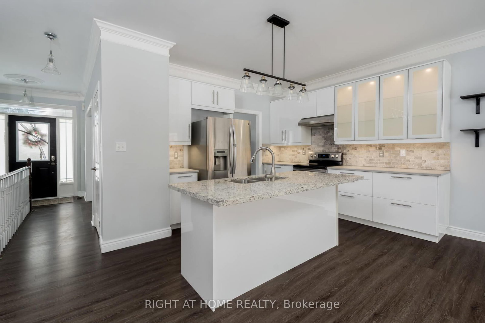 1171 Ewart Street • Innisfil, ON photo 8