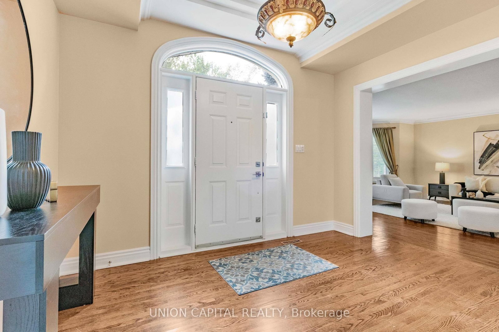 3 Campbell Court • Markham, ON photo 4