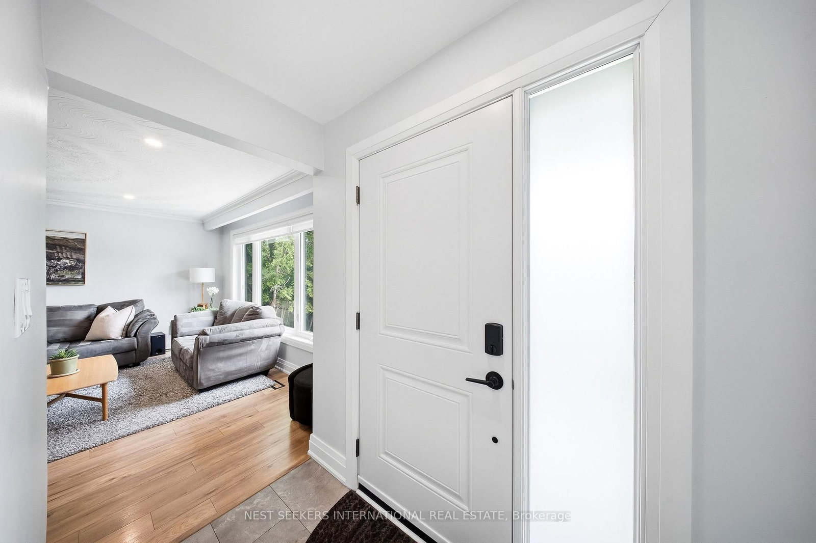 67 Foreht Crescent • Aurora, ON photo 5