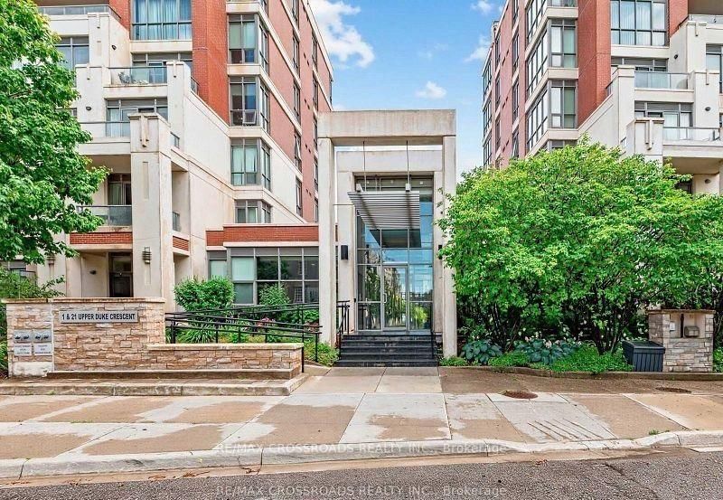 505 - 21 UPPER DUKE Crescent