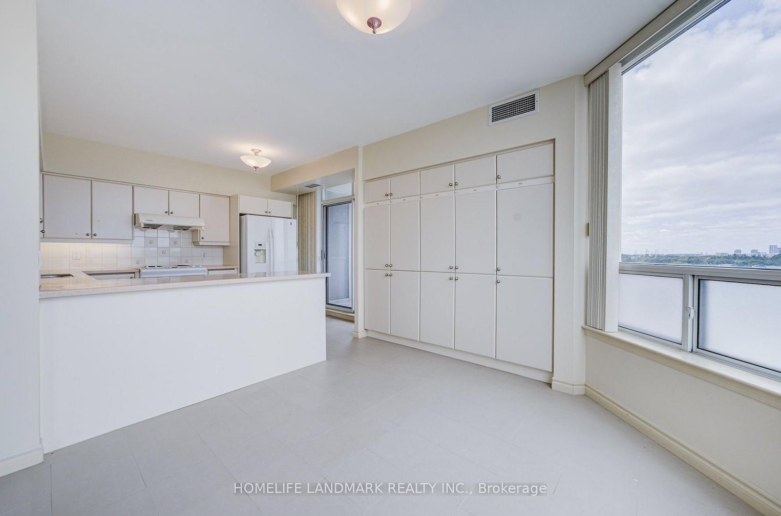 9017 Leslie Street • #Lp115 • Richmond Hill, ON photo 12