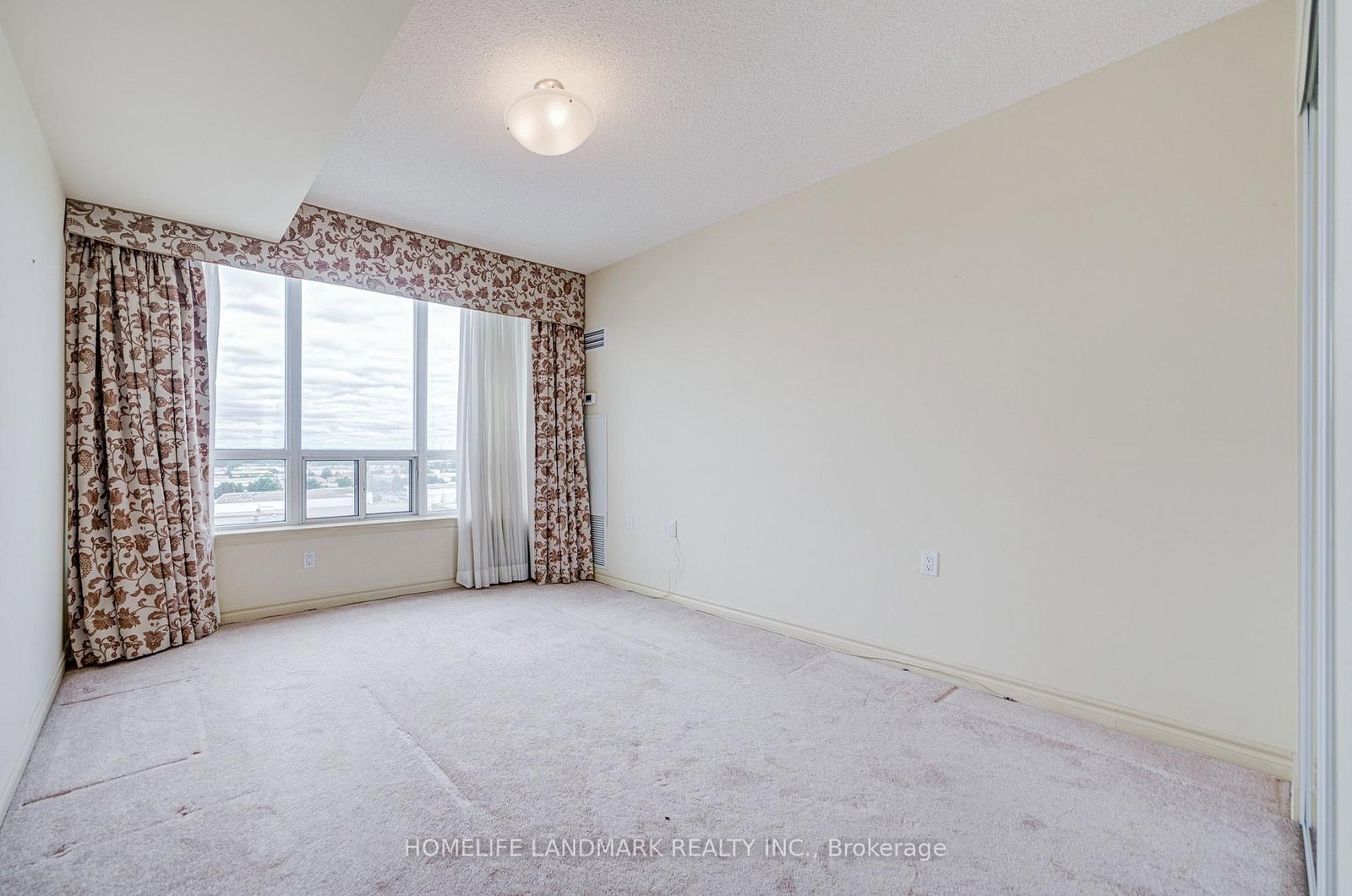 9017 Leslie Street • #Lp115 • Richmond Hill, ON photo 33