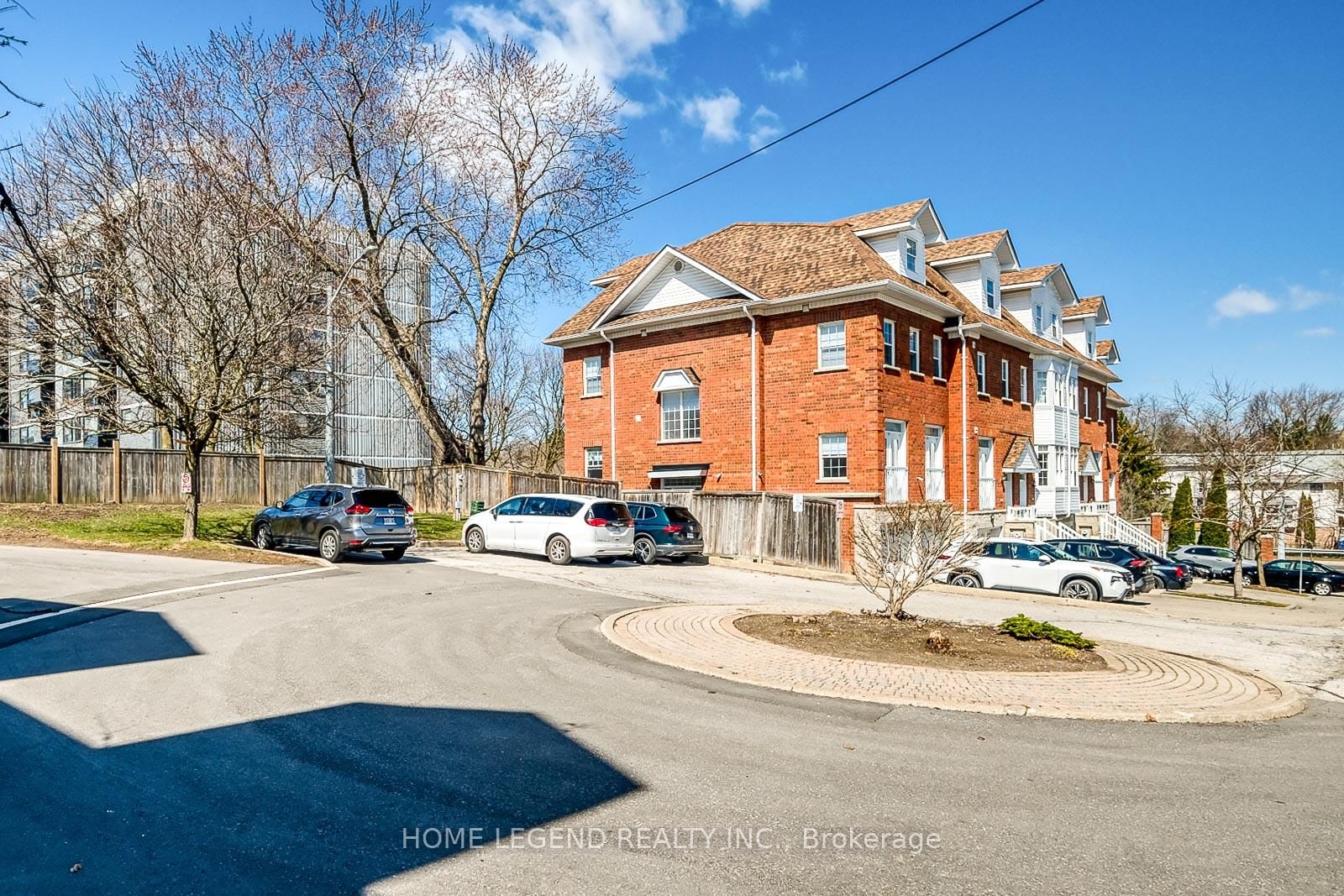 28 Loring Doolittle Court • Aurora, ON photo 34