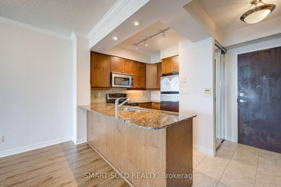 100 Promenade Circle • #1508 • Vaughan, ON photo 4