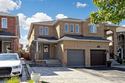199 Purcell Crescent • Vaughan, ON photo 4